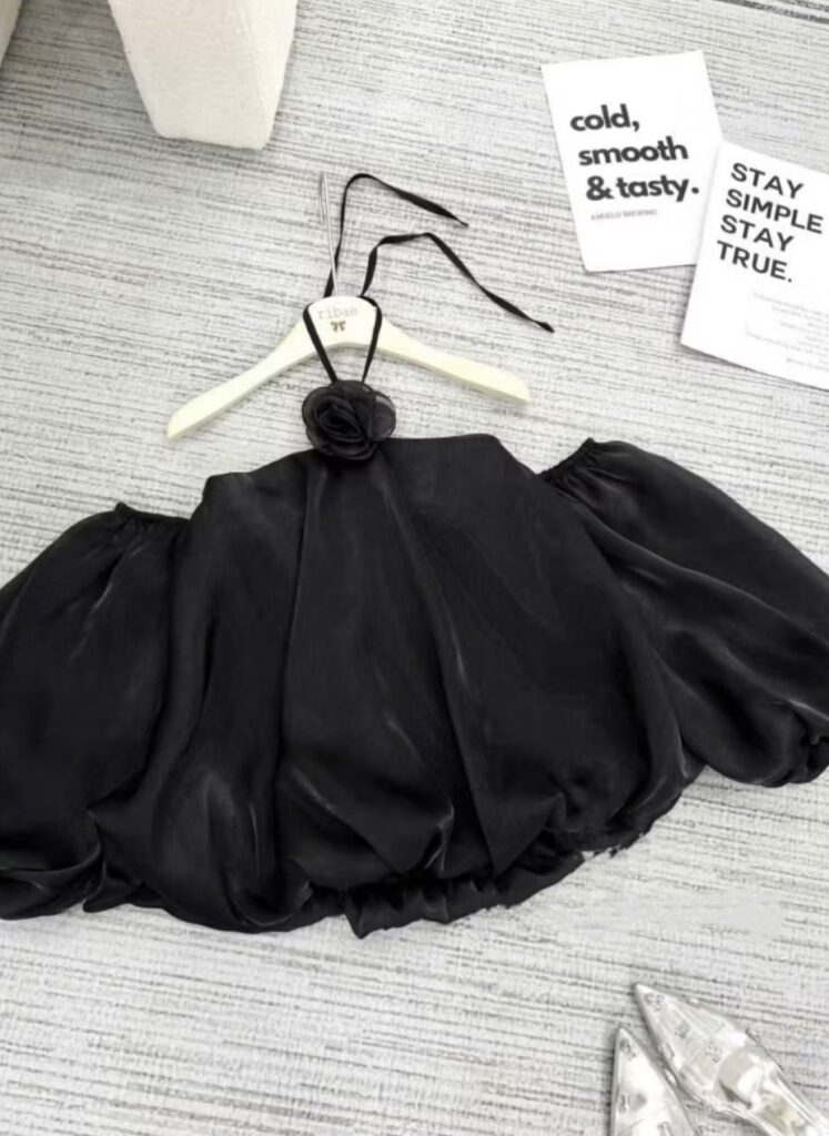 váy lyraboutique